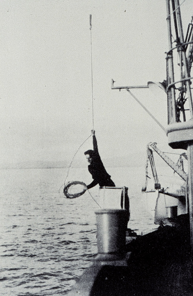 Leadline sounding operations in the 1930s